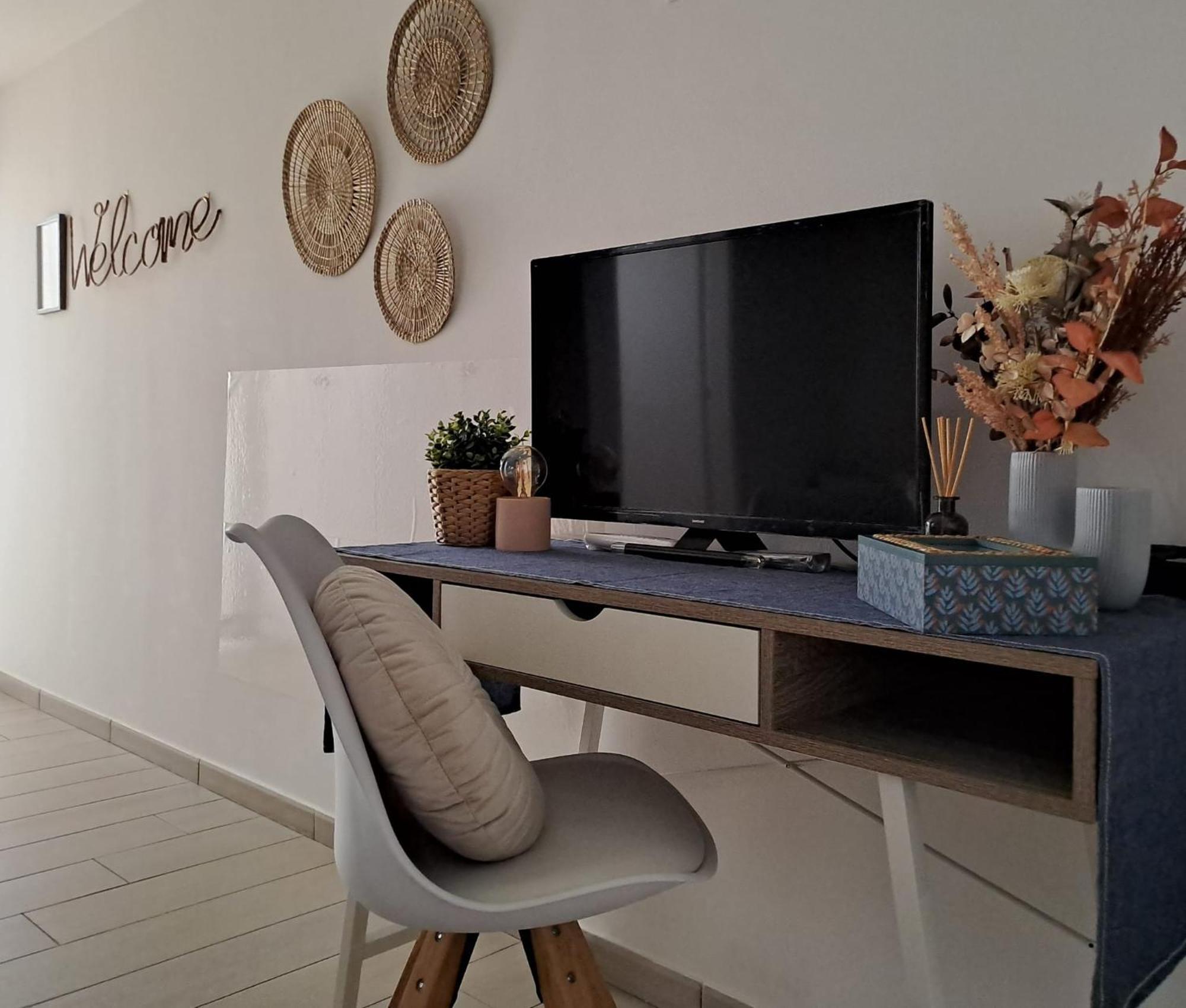Fiumicino Airport Sunflower Room Экстерьер фото